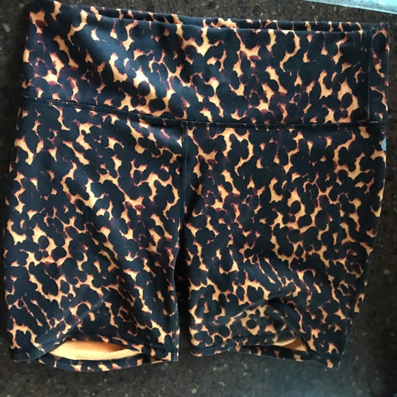 Guru Active Yoga Biker Shorts - Picture 3 of 8